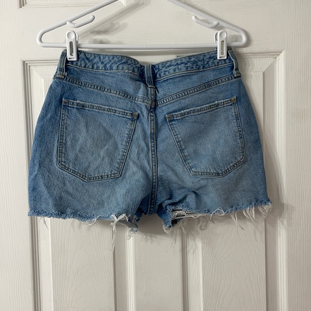 Universal Thread High Rise Shorts - Picture 2 of 2